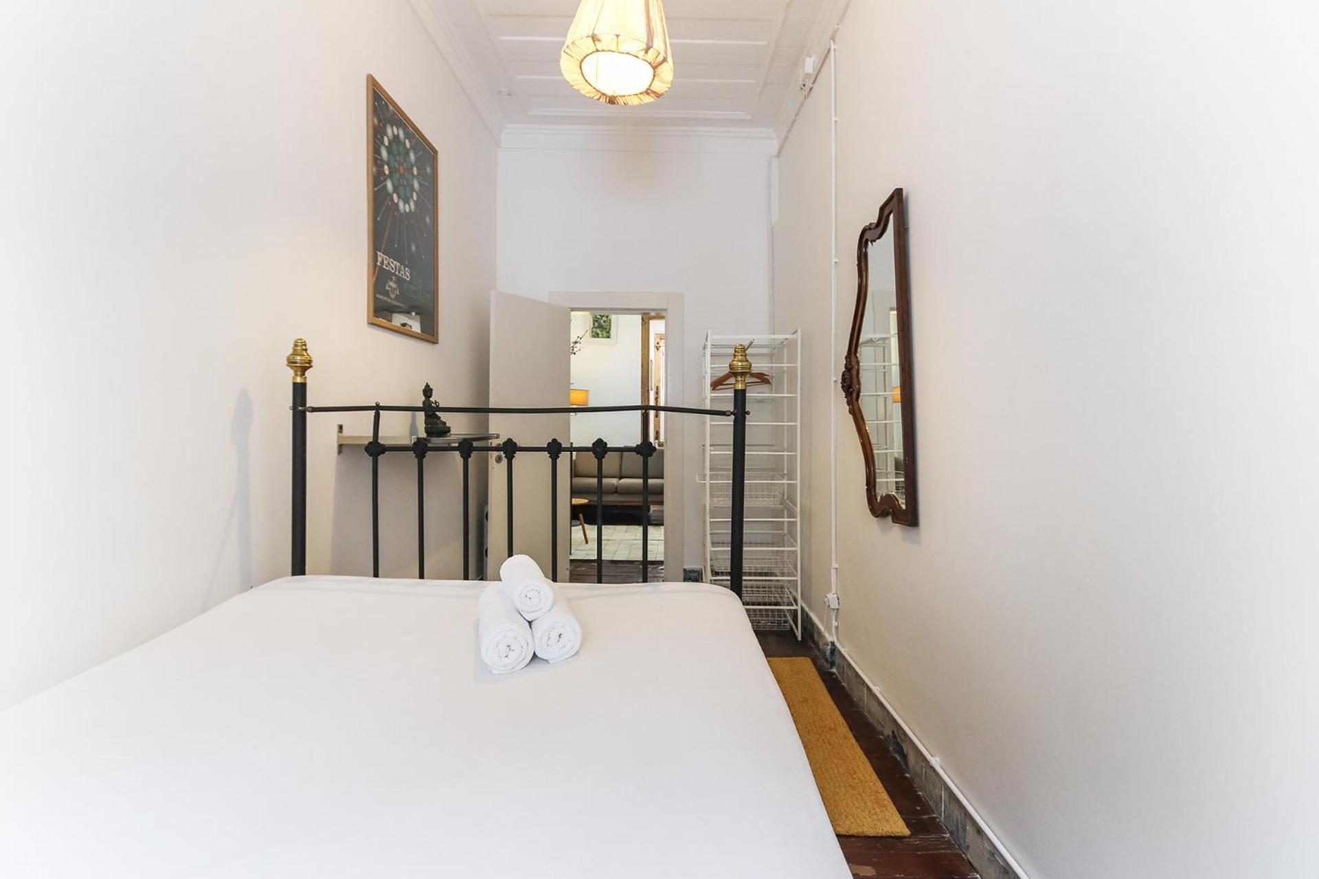 Downtown Vintage Suites By Homing Lisbona Esterno foto