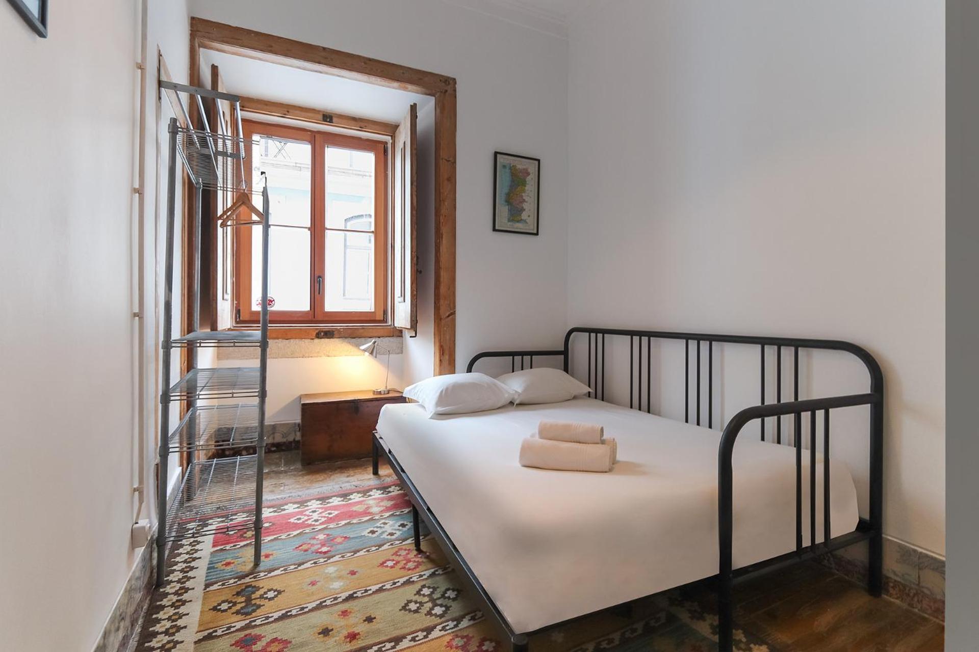 Downtown Vintage Suites By Homing Lisbona Esterno foto