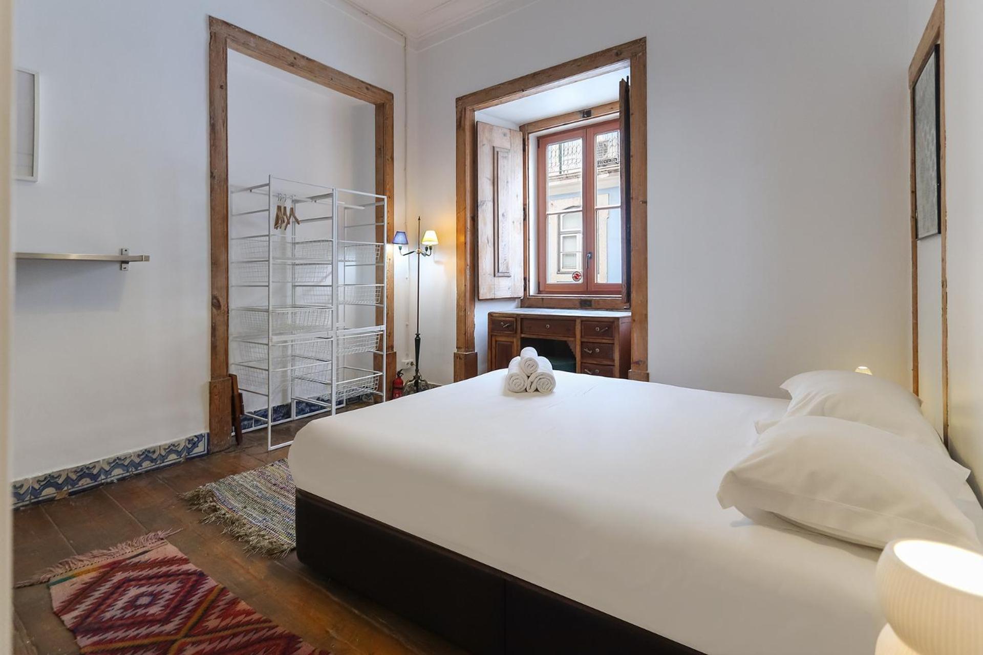 Downtown Vintage Suites By Homing Lisbona Esterno foto